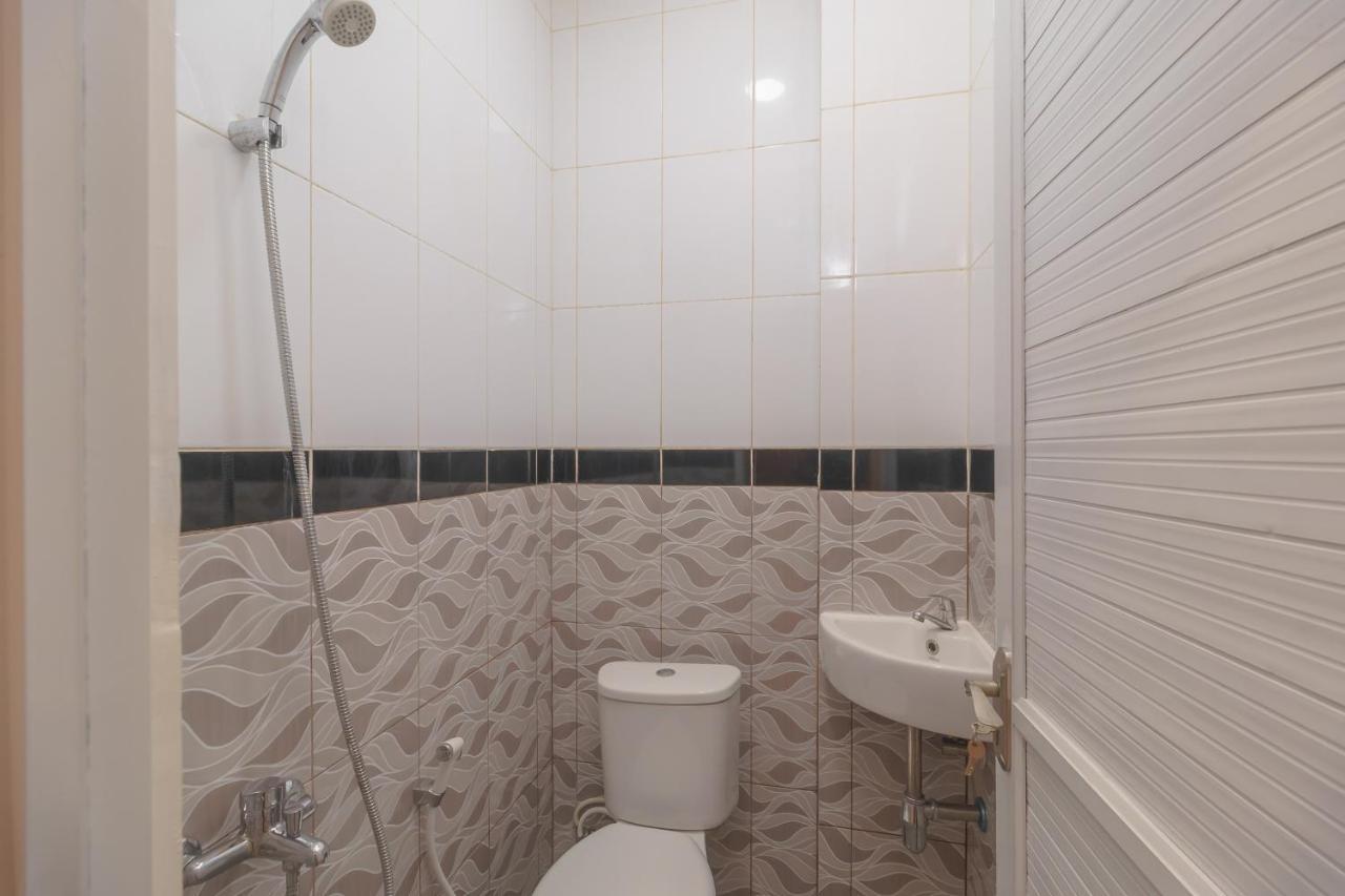Hotel RedDoorz @ Taman Royal Tangerang Zewnętrze zdjęcie