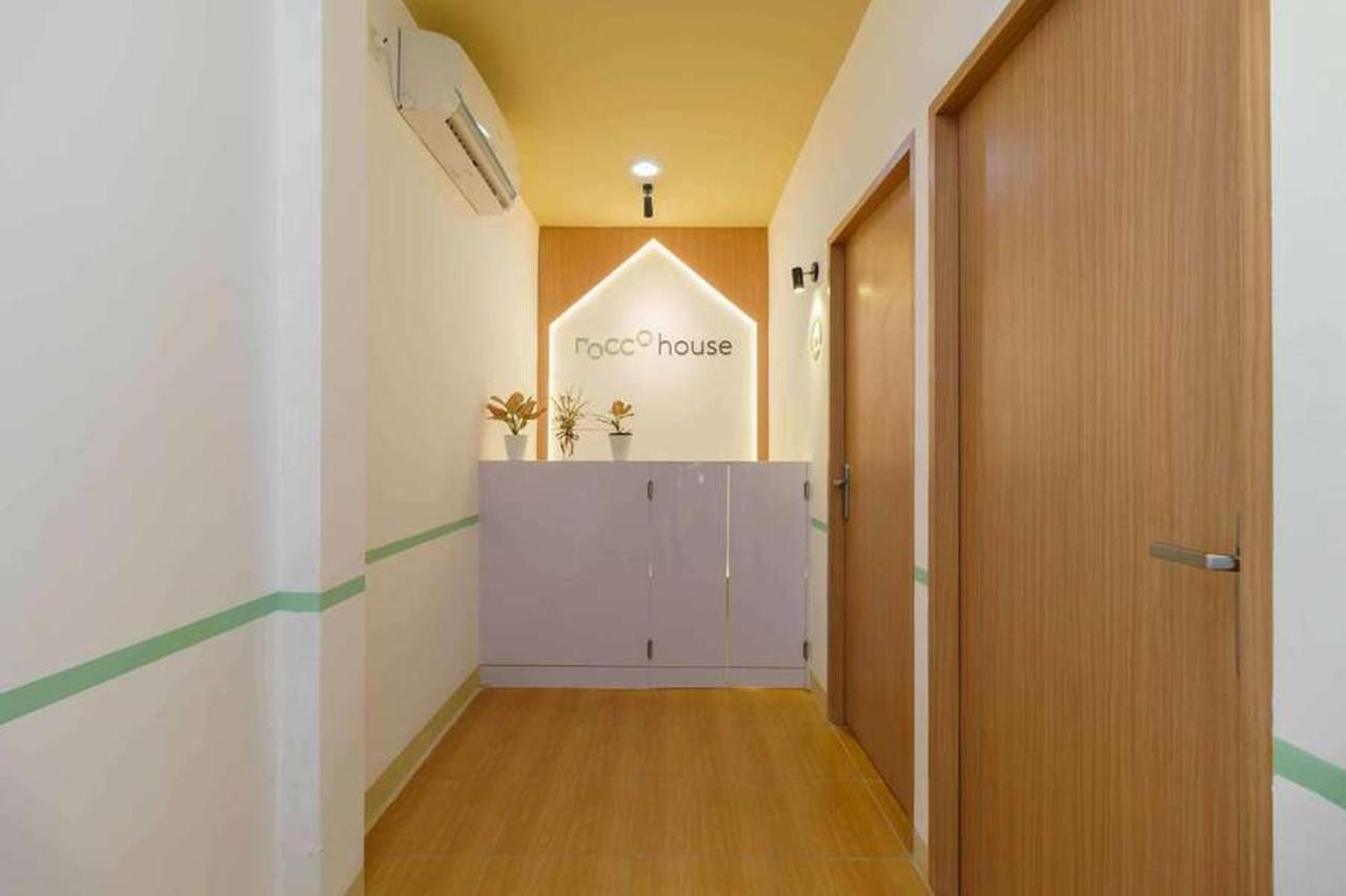 Hotel RedDoorz @ Taman Royal Tangerang Zewnętrze zdjęcie